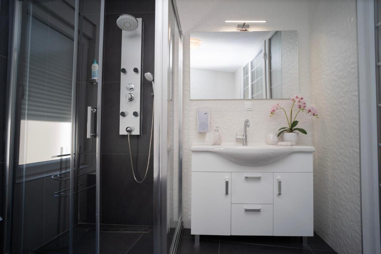 Urban Suites & Apartments 莫斯塔尔 外观 照片